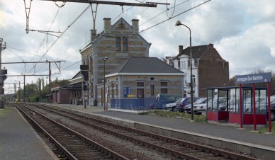 Jemeppe-sur-Sambre N1320.jpg